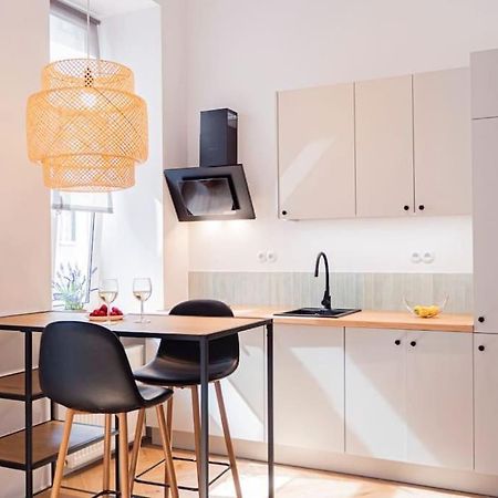 Klimatyczne Studio W Historycznej Pradze - Stadion Narodowy, Centrum ワルシャワ エクステリア 写真